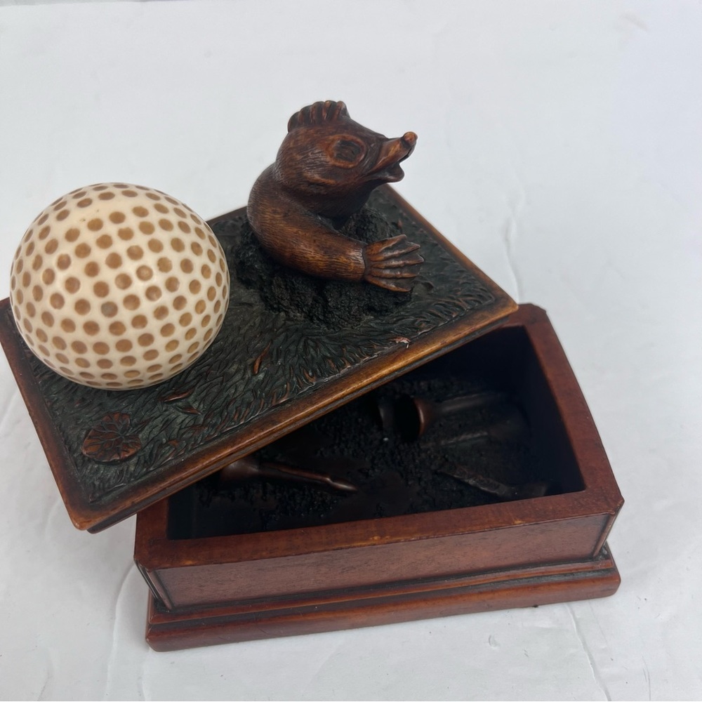 Enesco 2001 resin box-golf ball with mole